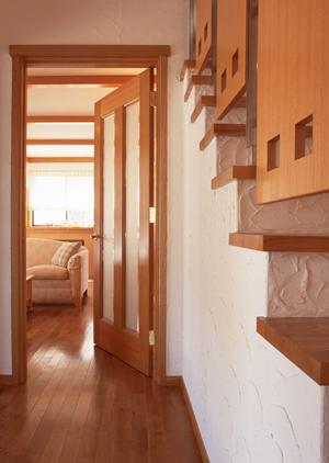 最新のインテリアデザインで店舗を魅力的に変える！ブランド戦略を強化するための成功事例とアイデア